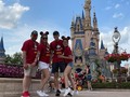 Por más momentos como estos! Bendecidos!!!♥️♥️.#family #vacation #magickingdom #relax @gaby_enc @jsnclol @julionunez4960