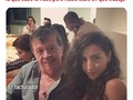 La que pasea magicamente y sube foto sola 🤣🤔