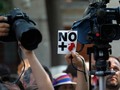 14 periodistas detenidos y 106 agredidos en protestas en Venezuela