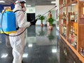 Ejecutan labores de desinfección en el Aeropuerto Internacional de Maiquetía