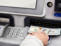 Pasos a seguir para retirar dólares en los cajeros de AKB de Venezuela