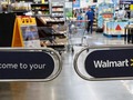 Walmart planea reemplazar sus robots repositores por empleados