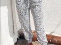 Breezy Leopard Joggers.  LC77171-20. $21.99  #julieannsboutique #fashionstyle #activewear #fashion #style #fashiononline #apparel #onlineshopping #onlinefashion #instafashion #instashopping #shoppingonline #shop #shopnow #buynow #buyonline #buy
