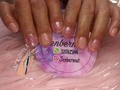Con una sola capa de esmalte me parece muy lindo 💗💗💗  Recuerda agendar tu cita numero en el perfil💖🎅🏼💌 #nails💅🏻#acrilicasnails#uñasacrilicas#semipermanente#glitter#latinnails#diananails#spadeuñas#caliescali#acrilicas#nailscali#pies#nailsstar#imtagram#blancoynegro#uñasnaturales