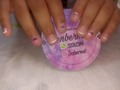 Uñas para niñas 🎁🎁🎁 Recuerda agendar tu cita numero en el perfil💖🎅🏼💌 #nails💅🏻#acrilicasnails#uñasacrilicas#semipermanente#glitter#latinnails#diananails#spadeuñas#caliescali#acrilicas#nailscali#pies#nailsstar#imtagram#blancoynegro