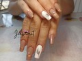 Me gusta esta combinación y a ti 🤍🤍🤍  Recuerda agendar tu cita numero en el perfil📞 #nails💅🏻#acrilicasnails#uñasacrilicas#semipermanente#glitter#latinnails#diananails#spadeuñas#caliescali#acrilicas#nailscali#pies#nailsstar#imtagram#blancoynegro#tradicional #uñasnaturales #instagram#uñasjenbermut#uñasalocolombiano#glitter#uñascali#baby#matte