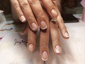 El color que nunca pasará de mora el blanco 🤍🤍🤍  Recuerda agendar tu cita numero en el perfil📞 #nails💅🏻#acrilicasnails#uñasacrilicas#semipermanente#glitter#latinnails#diananails#spadeuñas#caliescali#acrilicas#nailscali#pies#nailsstar#imtagram#blancoynegro#tradicional #uñasnaturales #instagram#uñasjenbermut#uñasalocolombiano#glitter#uñascali#baby#elegante