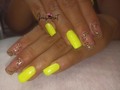 Después de 26 días retiramos el sistema acriclio y pasamos semipermanente en uñas naturales 💛💛💛  Recuerda agendar tu cita numero en el perfil📞 #nails💅🏻#acrilicasnails#uñasacrilicas#semipermanente#glitter#latinnails#diananails#spadeuñas#caliescali#acrilicas#nailscali#pies#nailsstar#imtagram#blancoynegro#tradicional #uñasnaturales #instagram#uñasjenbermut#uñasalocolombiano#glitter#uñascali#baby#lindas #uñasnaturales