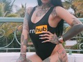 I🖤@pornhub  Cual es tu fav? La mía es la última 😇💦
