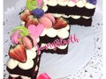 Monogram Cake #cake #cakeart #cakedecorating #cakedecorator #cakeoftheday #pictureoftheday #fondant #fondantcake #sugar #sugarcake #birthday #cakedesign #cumple #cakedecoration #bautizo #sugarcake #sugar #maracay #jennyblueth #jennybluethcakes