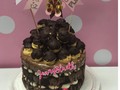 Chocoprofiteroles Birthday Cake #cake #cakeart #cakedecorating #cakedecorator #cakeoftheday #pictureoftheday #fondant #fondantcake #sugar #sugarcake #birthday #cakedesign #cumple #cakedecoration #bautizo #sugarcake #sugar #maracay #jennyblueth #jennybluethcakes