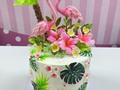 Una hermosa cake al estilo tropical con flamingos🦩   Amé esta combinación de colores😍  #jennyblueth #jennybluethcakes #cake #cakes #torta #tortas #cakedecoration #cakeoftheday #cakeoftheinstagram #cakeoftheweek #cakedesign #cakedesigner #maracay #caracas #valencia