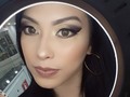Maquillaje negro y dorado♥️
