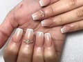 Uñas acrílicas baby boomer, francesa y decoración de cristales, by jirema 😍😍✨✨💅🏼💅🏼