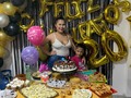 Le doy gracias a Dios por que gracias a él estoy aquí y por qué me dio mis 20añitos más sana más fuerte que nunca porque siempre pone de mi lado los buenos y los que están de verdad ahí siempre apoyándome gracias, a mi esposo por su compañía de buen hombre y por darme la felicidad que me merezco y junto a mi hija hermosa y a mi madre por traerme al mundo sana y salva y ya hoy en día convertida en madre gracias por todo eso Dios y por todo lo que me das tus bendiciones siempre van a ser lo mejor de lo mejor para todos 😍😍💓💓💓