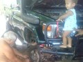 Con el abuelo trabajando