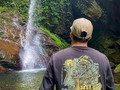 “No hay mejor lugar para encontrarse con uno mismo que sentarse junto a una cascada y escuchar su música.”