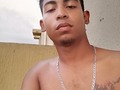 Mirame con amor o con enojo.. pero no dejes nunca de mirarme 🤣