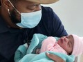 Gracias a Dios por esta hermosa muñequita que me regalaste te amo mi princesa hermosa y mi esposa hermosa gracias por ser tan barraca y llevar en su vientre el fruto de nuestro amor las amo mis mujeres bienvenida ala familia y que seas en el nombre de Dios un niña llena de mucha salud vida y energía te amo #SALMAARIASLARIOS 💖
