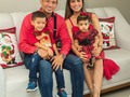 Estudio Fotografico de Navidad ✨ La Navidad es ese lugar en el que los recuerdos, los abrazos y las risas se juntan y por ello, no olvides conservar tus recuerdos en una foto.📸🎅 @gkmar74  #navidad #papanoel #merrychristmas #christmas #happynewyear #navidad2022 #fotografosdemontería #photographercolombia #instagram #like #portraitpage #colombia #colombiaeventos #monteria