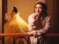 Les comparto una hermosa fotografia de los quince años de Mariana en sus los preparativos. Vestido y maquillaje espectacular por @estuardonovias_oficial