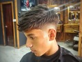 La confianza comienza con un buen corte de cabello. ¿Estás listo para sentirte seguro y preparado para enfrentar cualquier desafío? ¡Programa tu cita hoy mismo!  @machos_barbershop Más que un servicio exclusivo una experiencia única