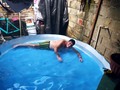 Mi papá disfruta más la mega piscina que nosotros 🥰🥰🥰🥰🥰 Definitivamente fue una buena inversión  #GraciasDios✌️