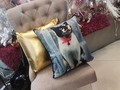 Cojines personalizados con la foto de tu mascota  Decoración... @juanpadecoracion . cotiza con nosotros al Whatsapp 3137849668. Nuestra tienda en el @pereiraplaza  #SEPTIEMBRE #amoramistad #regalos #regaloamoryamistad . . Vive Juanpadecoraciones.com #vivejuanpadecoraciones #RENUEVA #espejos #mesas #decoración #papelcolgadura #espaciosjuanpadecoraciones #gatos #hechoamano #decoraciónhoga #dosquebradas #espejos #decoraciónhogar #regaloparamama #cobijas #mesas #espacios, #hechoenpereira # #tendidos #homedesign #exteriordesign #interiordesign #casa #diseñointerior #decoradores