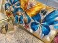 Mes de la mujer …Decora tu lugar favorito con Juanpadecoracion … estamos en Pereira Medellín y Bogota en Bogota @unicentrobogota local 2209 …. En Medellín en el @santafemedellin local exterior 100A por la entrada Aguacatala y Pereira en @pereiraplaza local 155 y 267 envíos nacionales y todas las formas de pago … whatsapp 3137849668   #decoraciones #decoracion #pereira #mobiliarios #amor #tendidosdecama #mesas #espejosdecorativos #colombia #homedecor #casa #home #diseñodeinteriores #mesa #compracolombiano