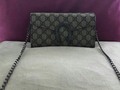 Hermoso manos libres GUESS, varios colores, envíos a todo Colombia.  Whatsapp: 3123796486. Valor: $90.000
