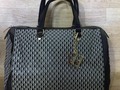 Bolso CH. Valor $130.000 Envíos a todo Colombia Whatsapp: 3123796486
