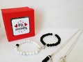 Pack black and White! #parejas #novios #envioschile #chile #rancagua #santiago #pulserasdeparejas #viñadelmar #valparaiso #talca #talcahuano #concepcion #valdivia #sanfernando #puertomontt #laserena #cohayque #arica #iquique #puertocisnes #chiloe #chillan #amor