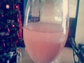 Cointreau,pepino,cranberry, sausa fresh blue agave,pepino y hielo. Sal en el borde de la copa #EXITO fresh sunday