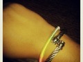 Bella mi nueva pulcera,gracias bladi :D
