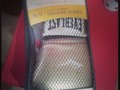 Se vende Guantes de boxeo Everlast incluye Vendas rosadas (usadas 1 vez) $30