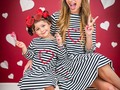 Aquí este par... deseándoles “Feliz Día Del Amor y La Amistad” ❤️😍🥰😘 GRACIAS por brindarnos tanto cariño virtual! Que siempre les sobre el Amor en sus vidas y el día a día ❤️😍🥰😘 . . . Fotografías @habiaunavezunafoto_ ❤️ . . Vestuario Mom&Me @modo.boutique ❤️ . . Makeup @angelasilvamakeup ❤️ . . #KatyEstiloInLove #KatyEstiloMamaEnamorada #LasKatas