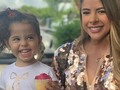 Feliz Día del amor y la amistad ! Aquí les dejo con quien celebraré este y todos los días 😍❤️ #kerlyruizsinfiltro look @etiquetademoda falta la foto número 10 quién será ?