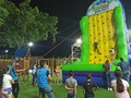 🧗‍♀️llegó lo más esperado por los chamos y Adolescentes 🧗‍♂️ el Muro de Escalada inflable, te imaginas este imponente Muro en la fiestas de tus hijos 😲  . Estamos ubicados en el Parque El Bosque del @polideportivomaradonave de viernes a domingo a partir de las 5:00 pm . Y muchas atracciones más 🤸‍♂️🎡⚽ . #puertocabello #murodeescalada #parquemaradona #fiestasinfantiles #inflables #atraccionesinfantiles #valencia #tucacas #mañongo #prebo #tazajal #fiestadenavidad #eventoscorporativos