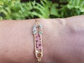Bendiciones para todos Aquí les dejamos los modelos de pulseritas en oro GF que tenemos disponible... separa la tuya