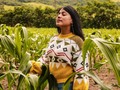 Pululahua | Nube de agua   -Proyecto en el parque Geobotánico Pululahua.  Este cráter es uno de los dos únicos lugares habitados en todo el mundo, aquí la pequeña pero, cálida comunidad vive del turimo comunitario.  Declarada en 1978 como reserva Geobotánica, decreto ley N° 2.559. Información detallada en GoRaymi. El producto y corto reportaje se encuentra en YouTube con el nombre: Pululahua - Vivencia en Comunidad.   Han transcurrido un poco más de dos meses cuando, en un proyecto universitario con un grupo de amigos y compañeros visitamos este lugar, en lo particular puedo decir que, se volvió en un lugar especial. Ya que, a través de estos caminares aprendo sobre las múltiples vivencias y sobrevivencias que nos hacen ser sensibles y percibir la vida finamente con los testimonios de su propia gente,  gracias comunidad de Pululahua.  ¡Gracias grupido chevere! Espero seguir compartiendo más espacios con ustedes.  ❤️‍🔥 📸 1° @anny25_estefania  📸 Recopilación del grupo   #pululahua #ecuador #koryguaman
