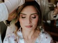 ✨✨Atemporal, glamuroso y romántico ✨✨ Encontrar el maquillaje perfecto para una novia no se trata de elegir una técnica y repetirla, es capturar su personalidad y representarla con cada pincelada. ✨😍✨