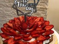 Regala a papá en su día!!!❤️ . Una deliciosa Pavlova que se ajuste a tu tamaño ideal!! . En esta oportunidad: Tamaño pequeña Diámetro 25cm Capacidad 10-12 porciones  . Servicio pick up y delivery gratis (consulta tu zona) . ✏️📕📲cotiza y agenda tu pedido directo al Whatsap arriba👆🏻en el link que está en el perfil! . #pavlova #pavlovacake #pickup #delivery #nutellalovers #pavlovatorta #ccs #pavlovalover #pavlovalovers #arequipe #arequipelovers #elhatillo #lalyscakes #arteyreposteria #laboyera #arequipeaddict