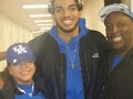 ATENCIÓN: Informa Adrian Wojnarowski, de ESPN, que "Karl Towns reveló que su madre, la dominicana Jacqueline Cruz fue diagnosticada con coronavirus, está en coma inducido y conectada a un ventilador. Claramente está tratando de alertar aún más al público sobre la gravedad de la pandemia".