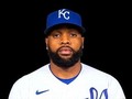 Los Marineros adquieren a Carlos Santana de los Reales por Wyatt Mills y William Fleming