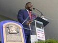 Ahora, Big Papi negocia marihuana  ¿Es cierto que el mundo está llegando a sus últimos días? Uno viene escuchando eso hace tiempo, pero nadie lo cree. A cada rato, sin embargo, surgen acontecimientos y noticias que se acercan a esa posibilidad.   Porque ahora tenemos que Big Papi-David Ortiz se introduce en el negocio de la marihuana, una droga que han legalizado 20 Estados de Estados Unidos, que la venden lícitamente tanto para fines medicinales como para fines recreativos, es decir para ponerse contento.