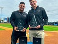 Jasson Dominguez y Will Warren han sido nombrados ganadores del Premio Kevin Lawn 2022, otorgados a las ligas menores de los Yankees "Posición de Jugador del Año" y "Pitcher del Año"  (Vía @NYYPlayerDev)