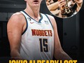 "Realmente no lo sé. Me fui en [la habitación del gerente de equipos] y ya no está allí. Así que no lo sé".  - Nikola Jokić al perder su trofeo MVP 🤣