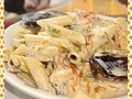 Pasta marinera a la crema, incluye pan al ajillo y bebida Sencillamente irresistible!!!  #pasta #marinera #pastamarinera