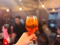 Tu cuerpo: En el trabajo🙎🏻💻  Tu 🧠: En Lede (o en casita) tomandote un Aperol Spritiz🥂🧡  Lo seguro es que puedes conseguirlo en nuestro minimarket 🛒  Porque unas copitas de Aperol 𝐬𝐢𝐞𝐦𝐩𝐫𝐞 𝐞𝐬 𝐮𝐧 𝐛𝐮𝐞𝐧 𝐩𝐥𝐚𝐧 🤌 . . 📍Av. Rafael Gonzalez con Av. Los Claveles. 📲 +58 4126675896 🛵¡Delivery a todo Punto Fijo!