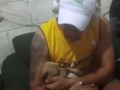 No puedo cantar y menos en inglés pero el enano estaba celoso! Jajajaja